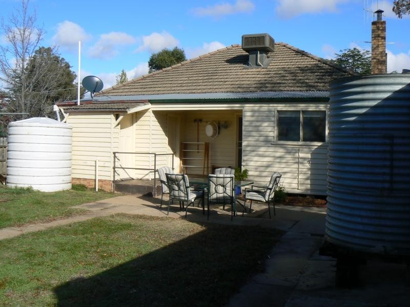 198 High Street, Avoca VIC 3467