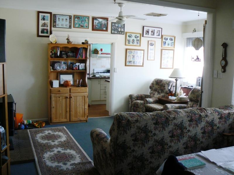 153 High Street, Avoca VIC 3467