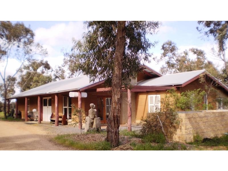 251 Dawsons Road, Avoca VIC 3467