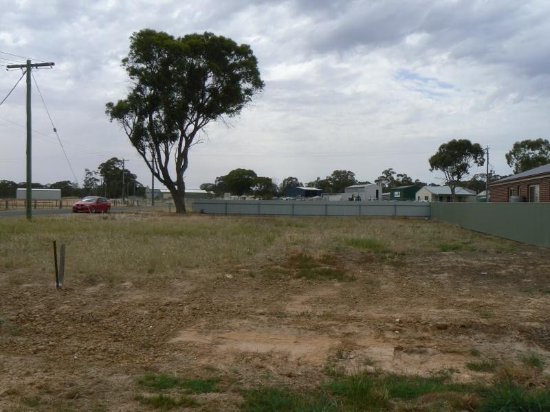 36 Homebush Road, Avoca VIC 3467