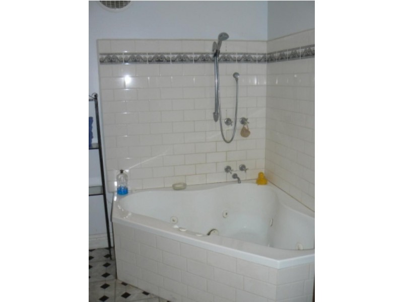 60 Boyce Street, Avoca VIC 3467