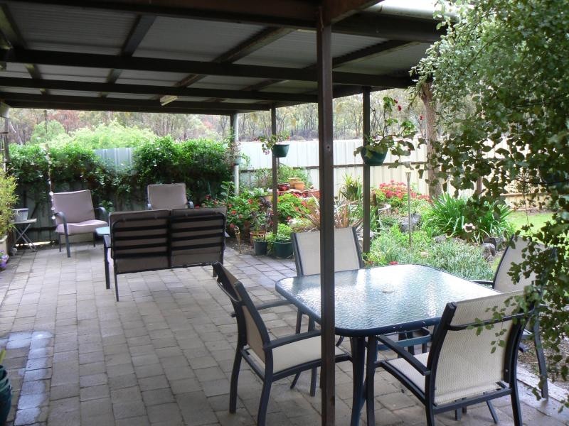 7011 Pyrenees Highway, Avoca VIC 3467