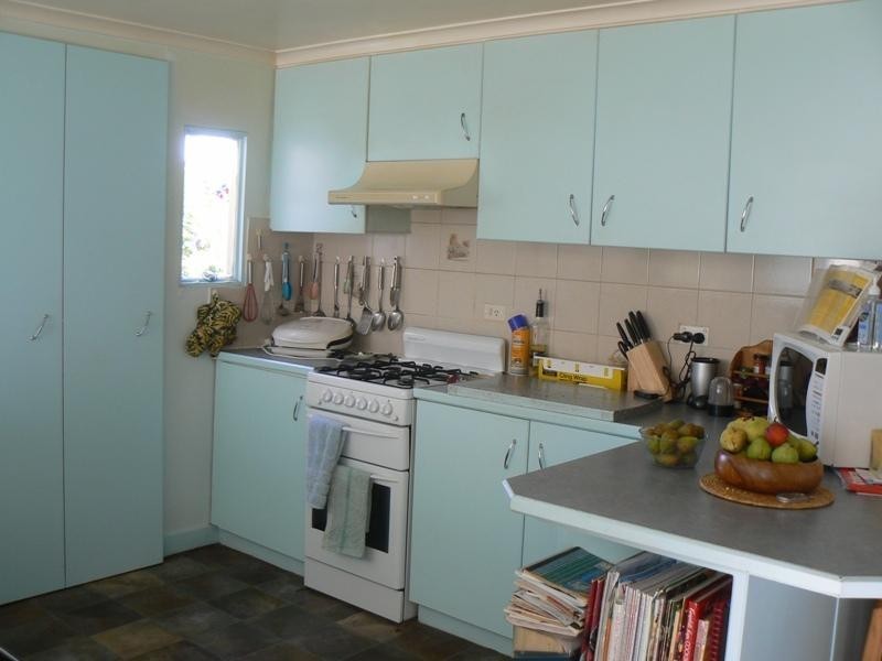 42 Rowe Street, Avoca VIC 3467