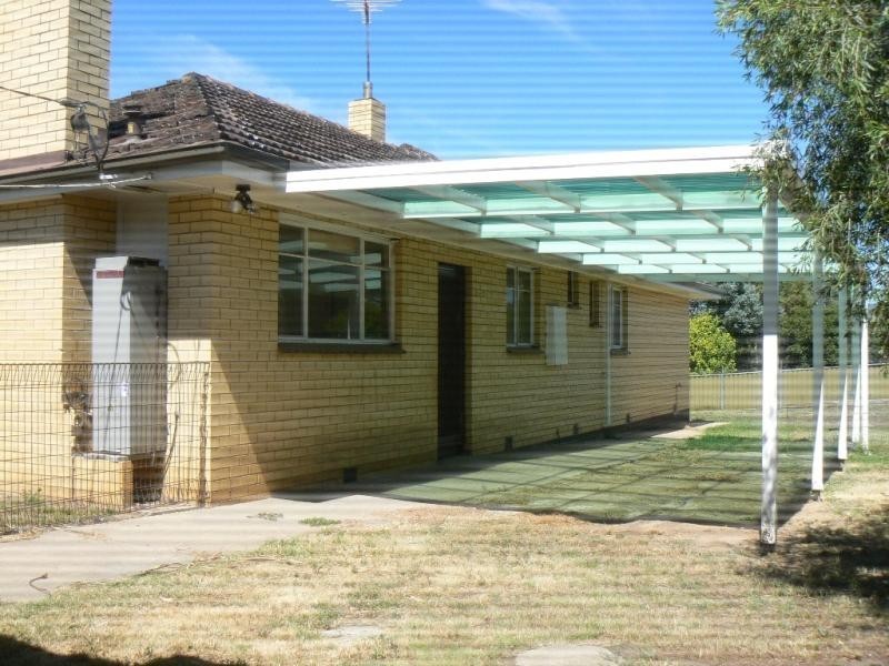 13 Bridport Street, Avoca VIC 3467