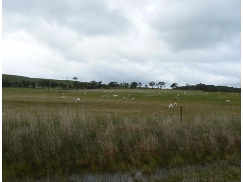 Lot 1/ Avoca Greenhill  Creek Road, Amphitheatre VIC 3468