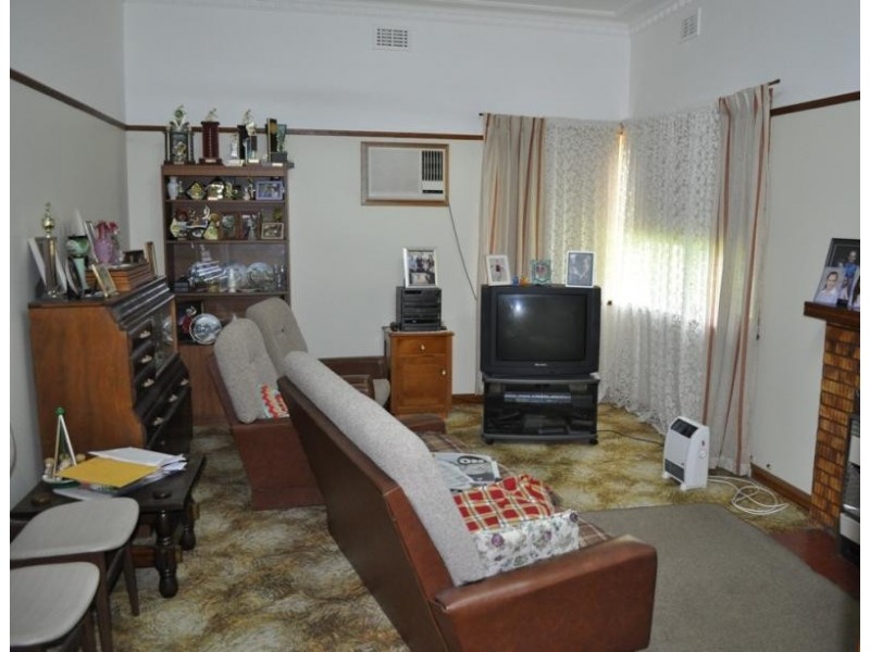 223 High Street, Avoca VIC 3467