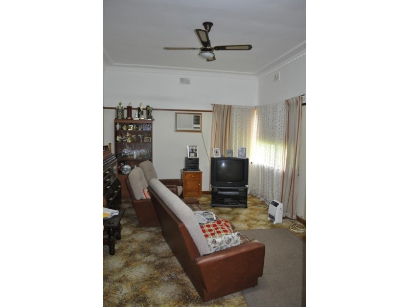 223 High Street, Avoca VIC 3467