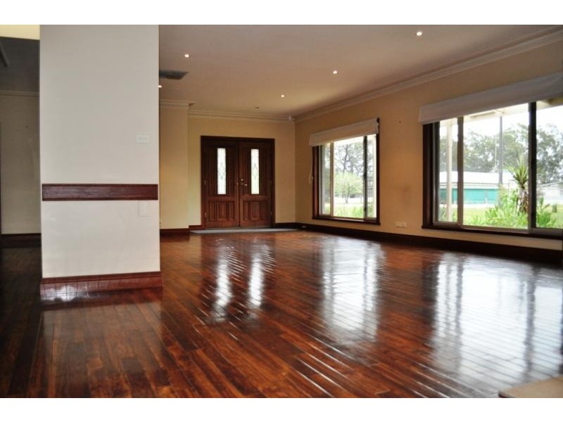 30 Templeton Street, Avoca VIC 3467