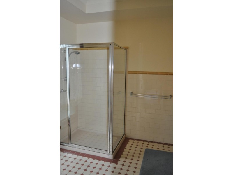 30 Templeton Street, Avoca VIC 3467