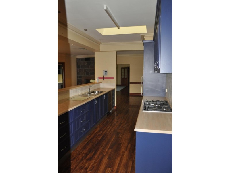 30 Templeton Street, Avoca VIC 3467