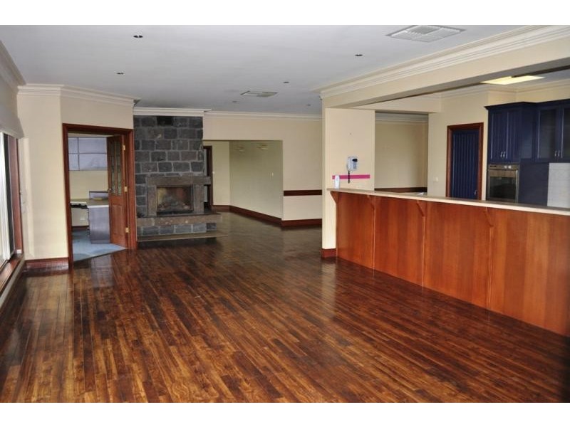 30 Templeton Street, Avoca VIC 3467