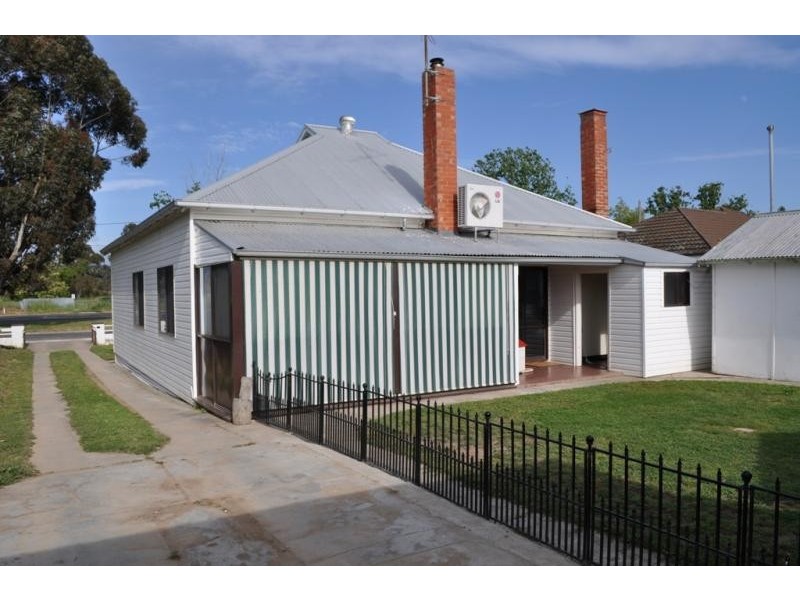 222 High Street, Avoca VIC 3467
