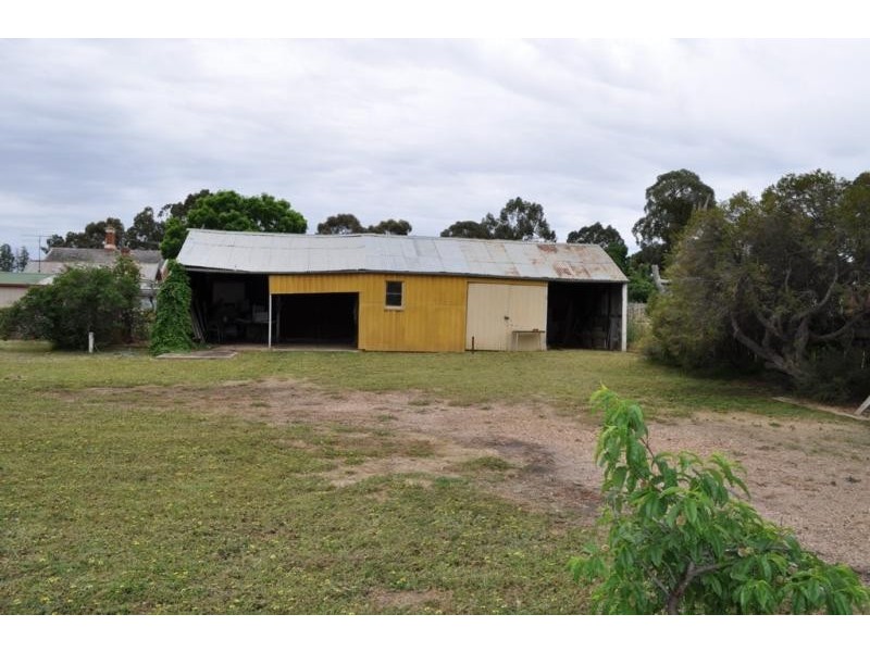 30 Market Street, Dunolly VIC 3472