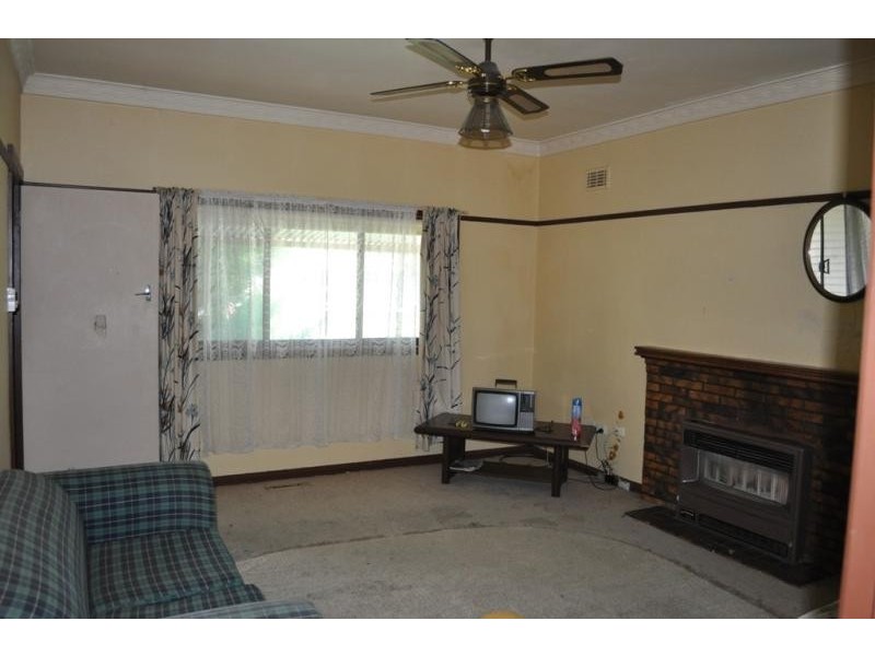 15 Rogers Street, Maryborough VIC 3465