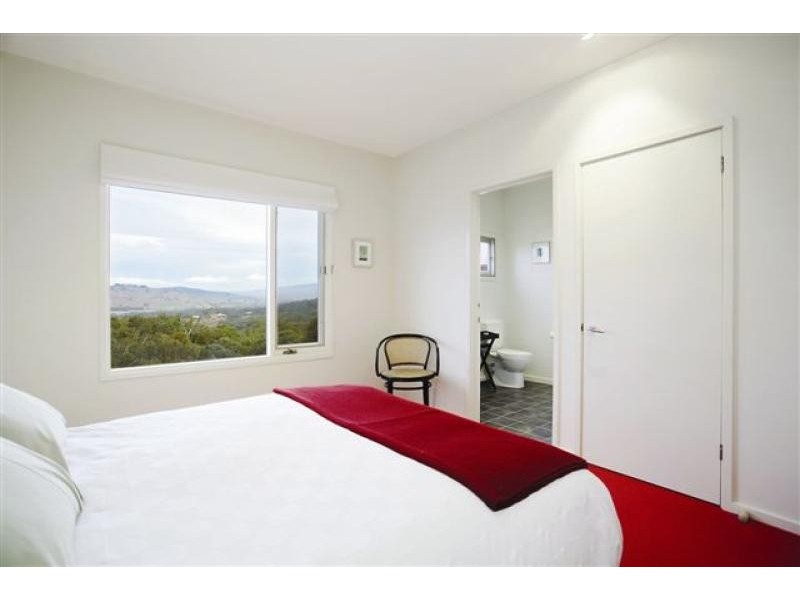 239 McAdams Lane, Moonambel VIC 3478