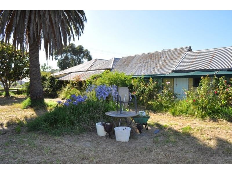 199 High Street, Avoca VIC 3467