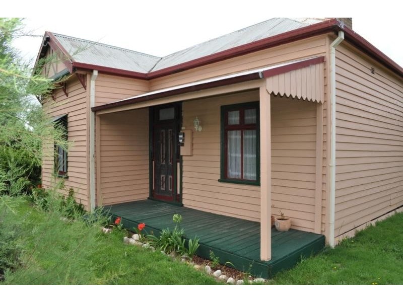 244 High Street, Avoca VIC 3467