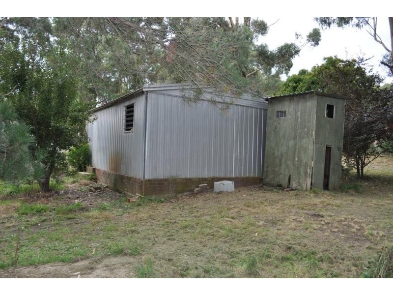 15 Hearn Road, Brown Hill VIC 3350
