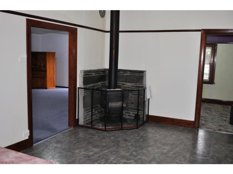 7 Faraday Street, Avoca VIC 3467