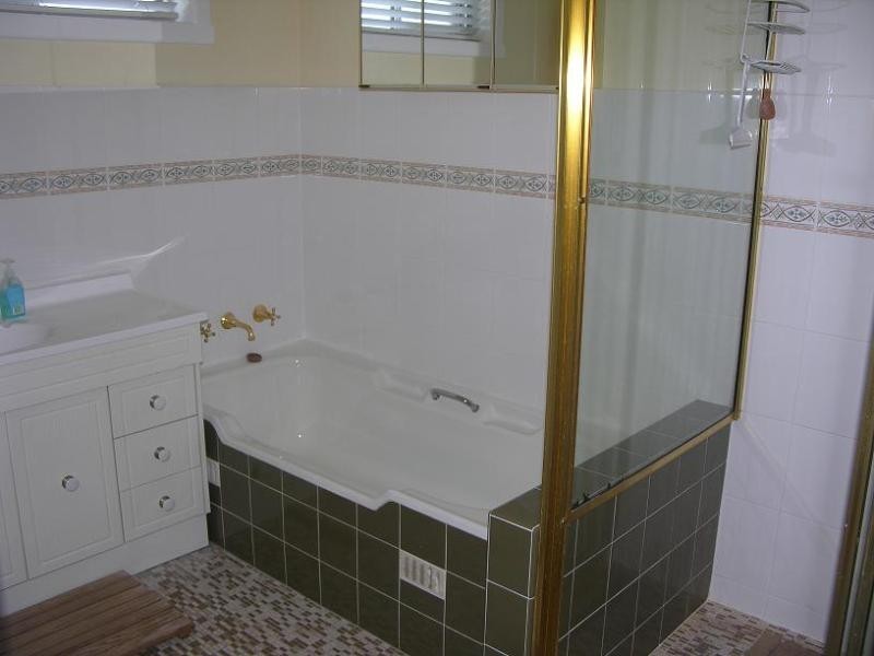 6 Calga Place, Sylvania NSW 2224