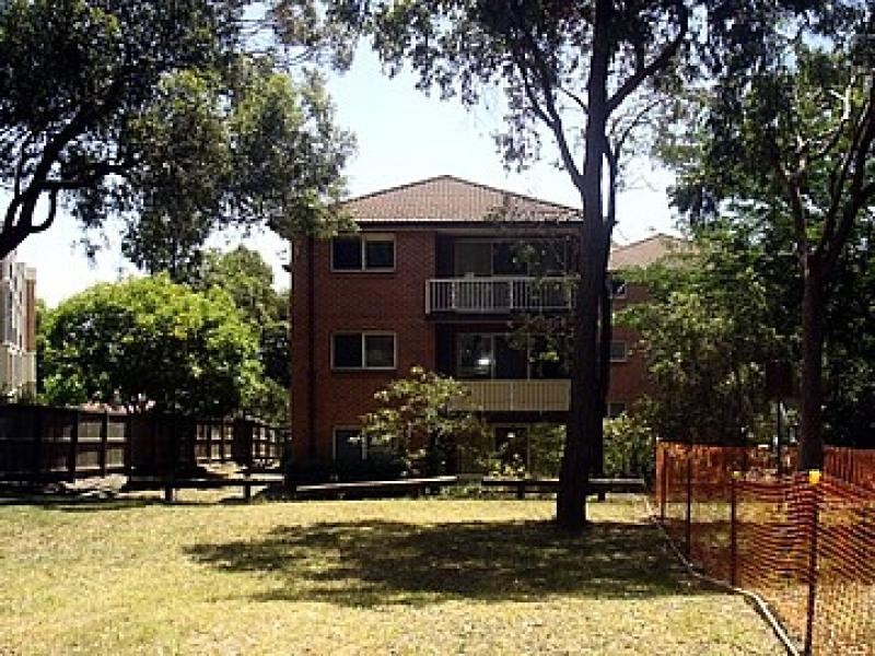 16/220 Princes Highway, Kirrawee NSW 2232