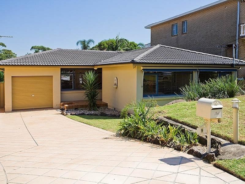 9 Merino Place, Sylvania NSW 2224