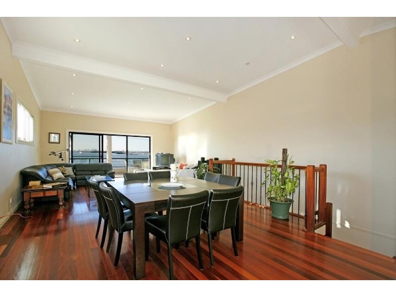 144 Prince Charles Pde, Kurnell NSW 2231