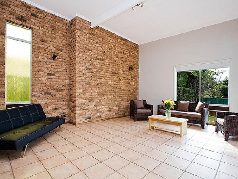 4 Essington Crescent, Sylvania NSW 2224