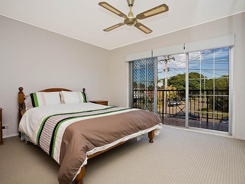 4 Essington Crescent, Sylvania NSW 2224