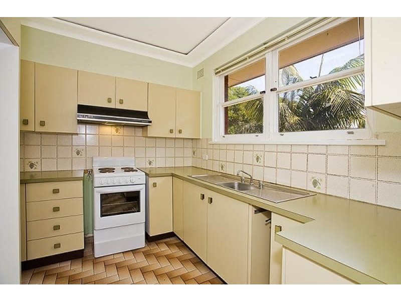 1 Erang Avenue, Kirrawee NSW 2232