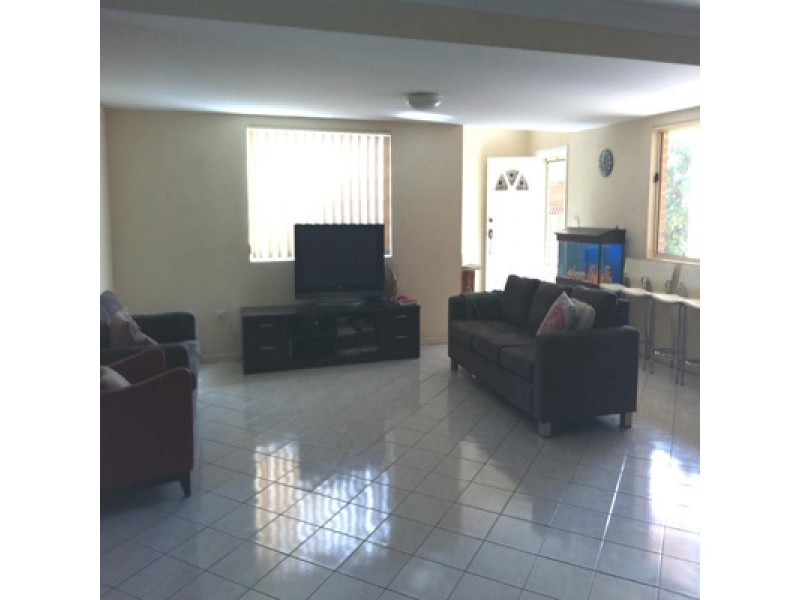 2/275 Port hacking road, Miranda NSW 2228