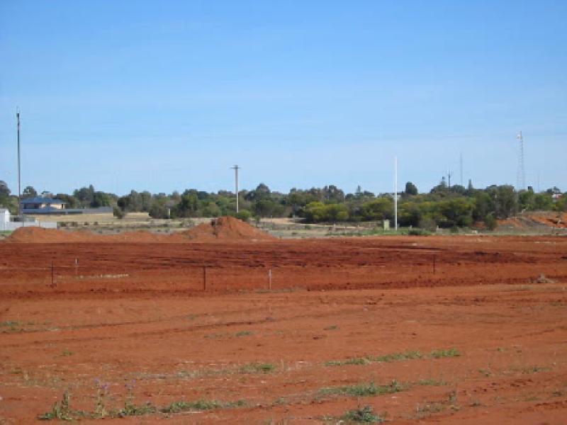 16 – 35 SCHICK STREET, WOODLEY ESTATE, Loxton SA 5333