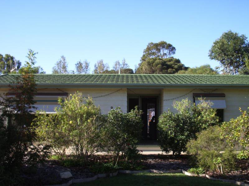 9 TONKIN STREET, Loxton SA 5333