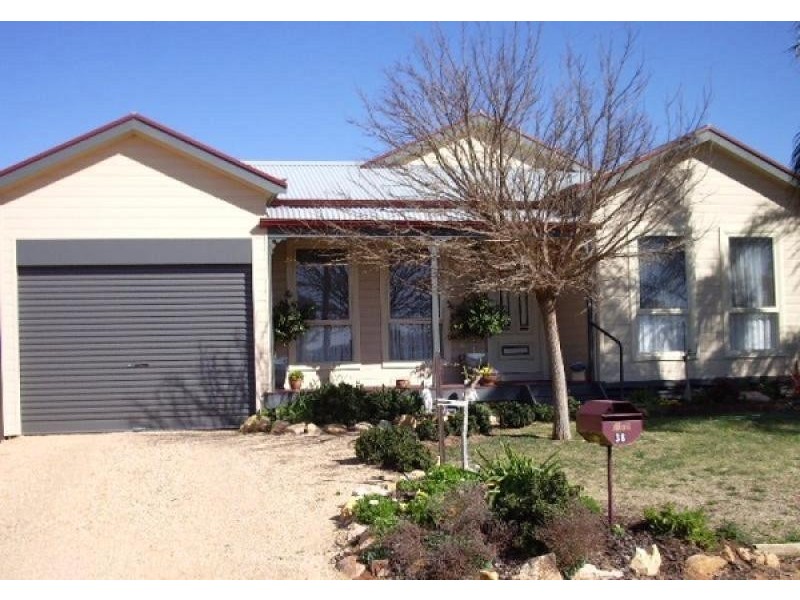 38 Fifth Street, Loxton SA 5333