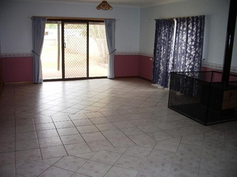 38 Eringa Avenue, Loxton SA 5333