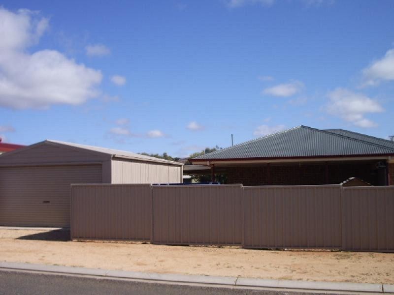 34 Fourth Street, Loxton SA 5333