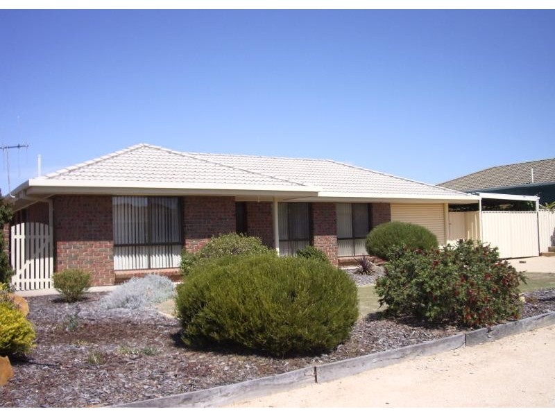 13 KLINGBERG STREET, Loxton SA 5333