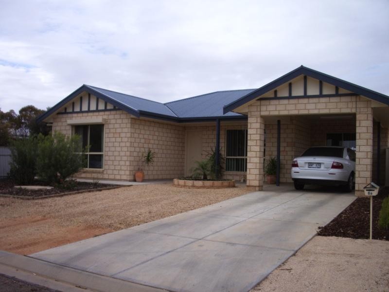 8A TANKO STREET, Loxton SA 5333