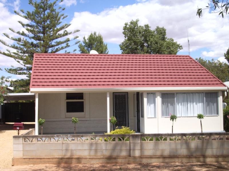 16 THIRD STREET, Loxton SA 5333