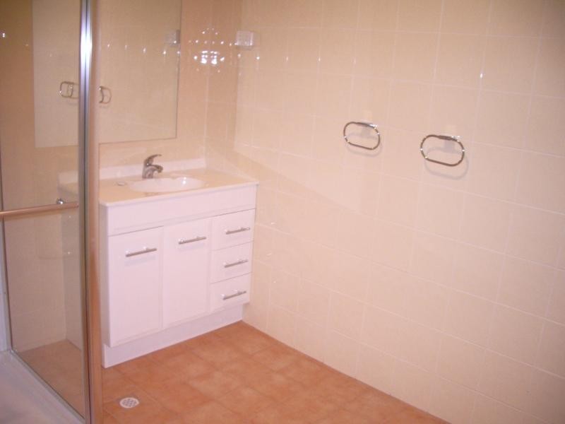 16 THIRD STREET, Loxton SA 5333