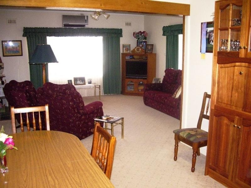 11 Fourth Street, Loxton SA 5333