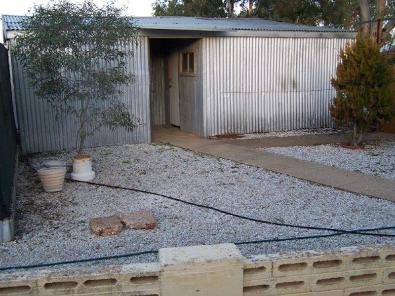 10 Deardon Terrace, Cadell SA 5321