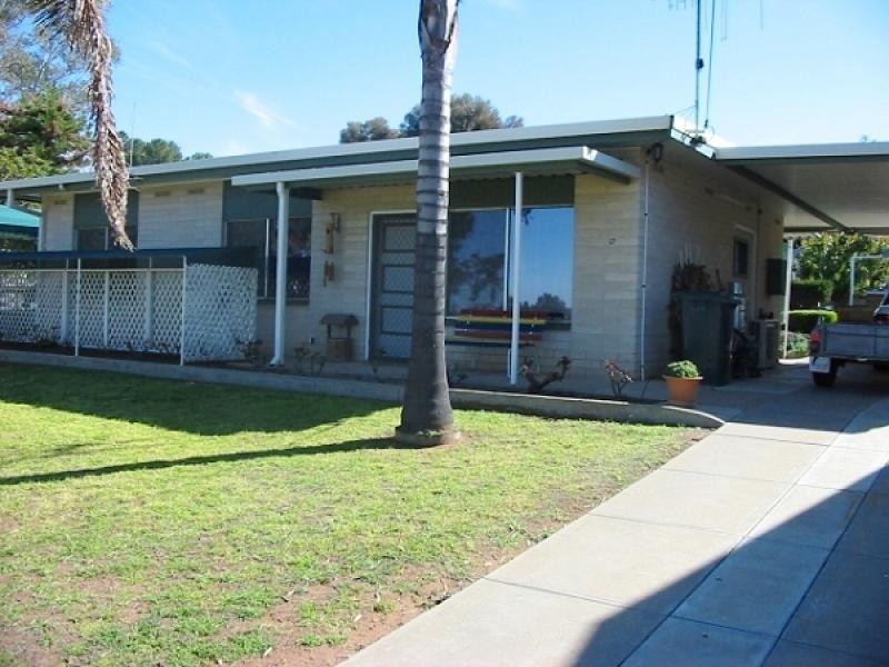 17 Railway Terrace, Paringa SA 5340