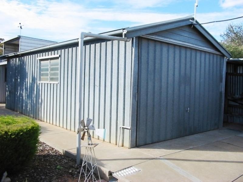 17 Railway Terrace, Paringa SA 5340