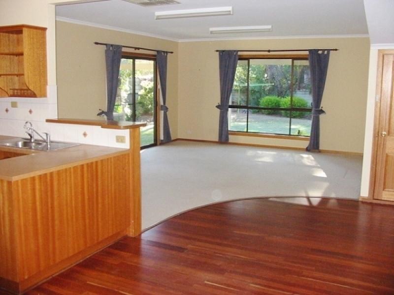 6 Kurrajong Avenue, Renmark SA 5341