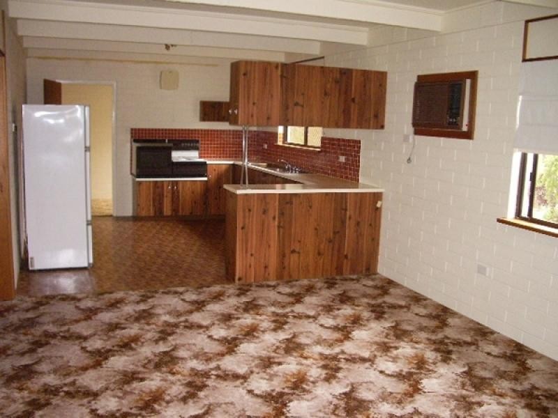 13 Laffer Street, Loxton SA 5333