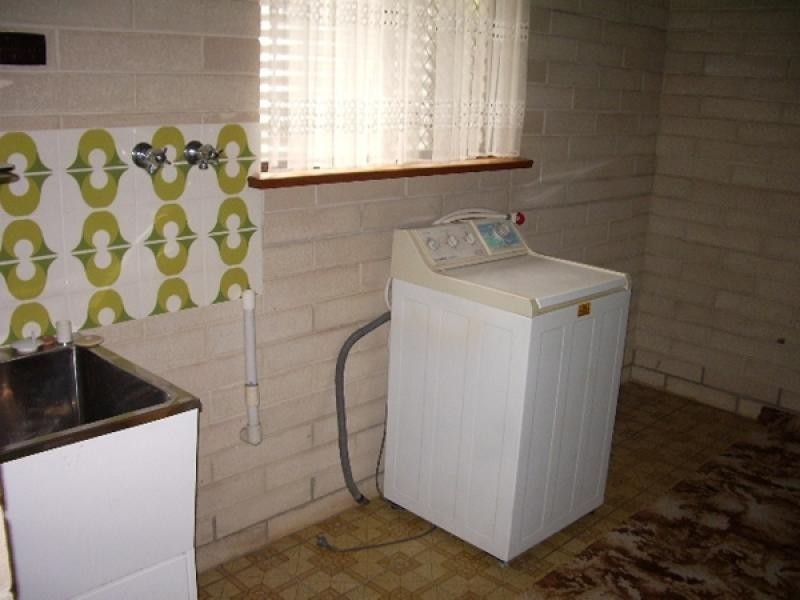 13 Laffer Street, Loxton SA 5333