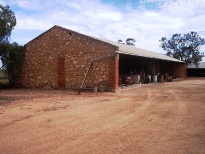 SECTIONS 24,25,26,113 & 153 HD KEKWICK, Loxton SA 5333