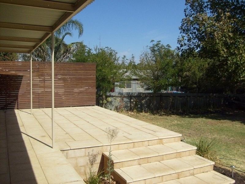 30 Laffer Street, Barmera SA 5345