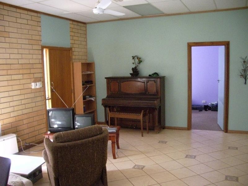 3 Anzac Crescent, Loxton SA 5333